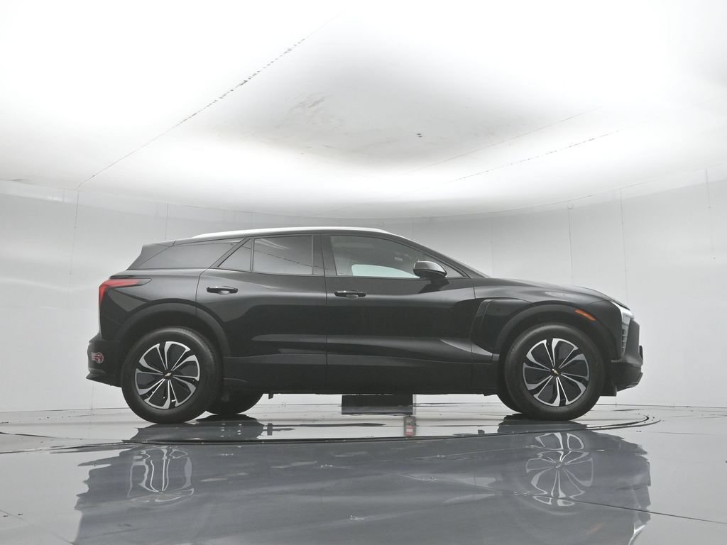 Used 2024 Chevrolet Blazer EV LT AWD/4WD image 55