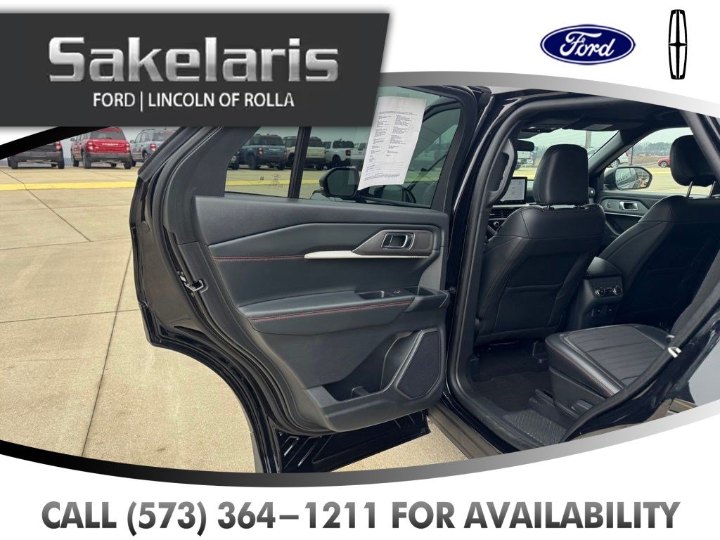 Certified 2025 Ford Explorer ST-Line AWD/4WD image 29