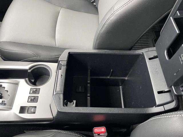 Used 2022 Toyota 4Runner SR5 Premium image 32