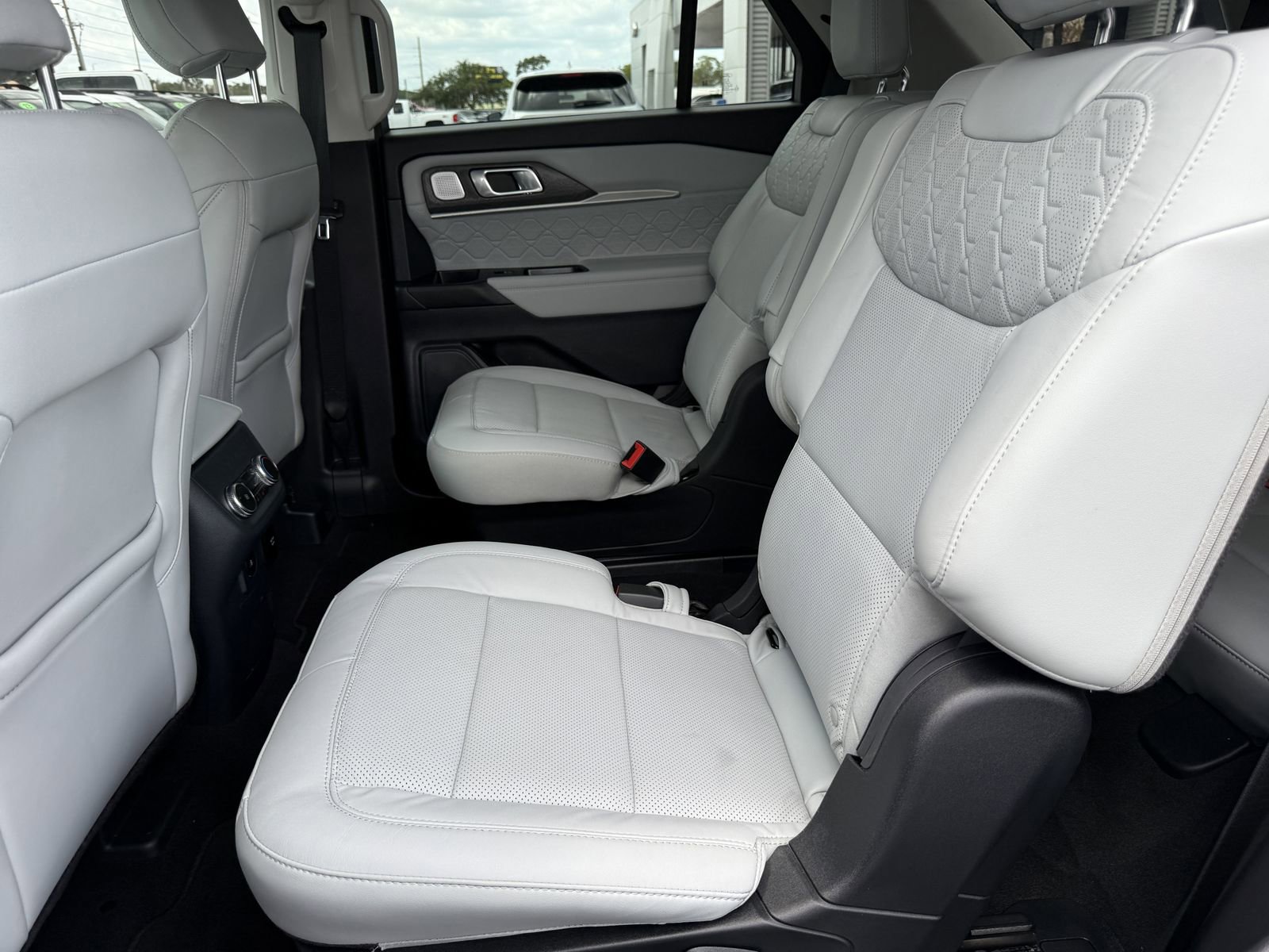 Certified 2025 Ford Explorer Platinum w/ Ultimate Package RWD image 16