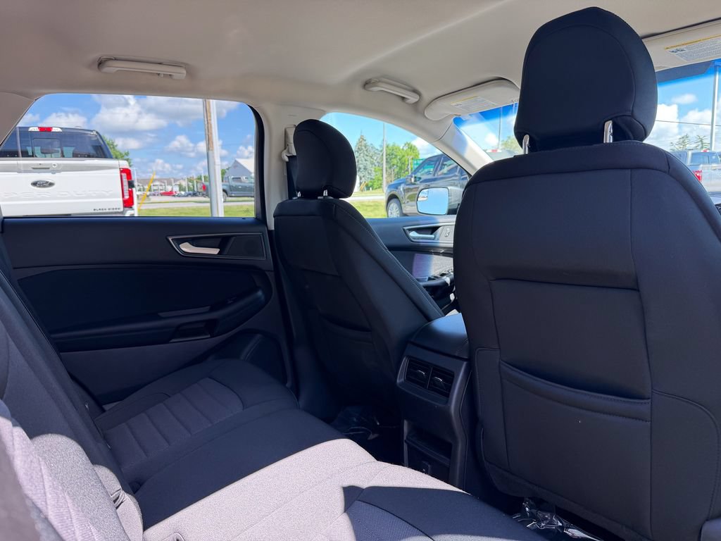 Certified 2018 Ford Edge SE AWD/4WD image 18
