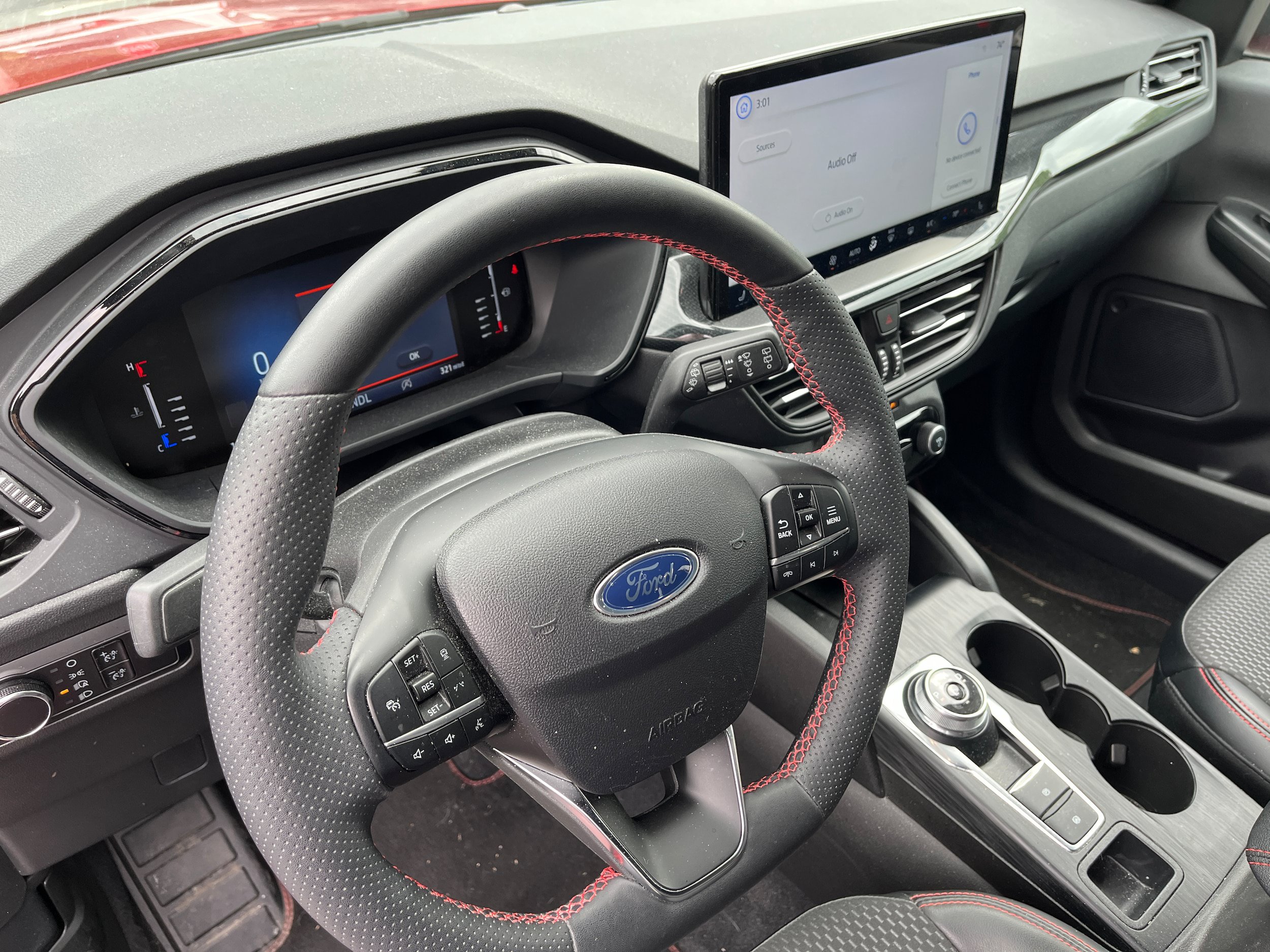 Certified 2023 Ford Escape ST-Line w/ Tech Pack #1 AWD/4WD image 8