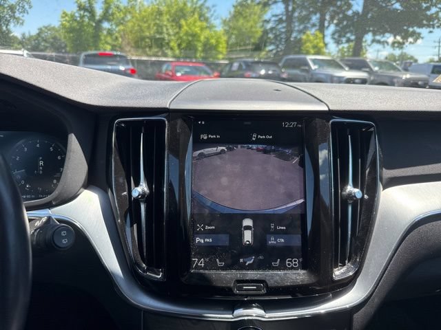 Used 2018 Volvo XC60 T5 Momentum w/ Convenience Package AWD/4WD image 23