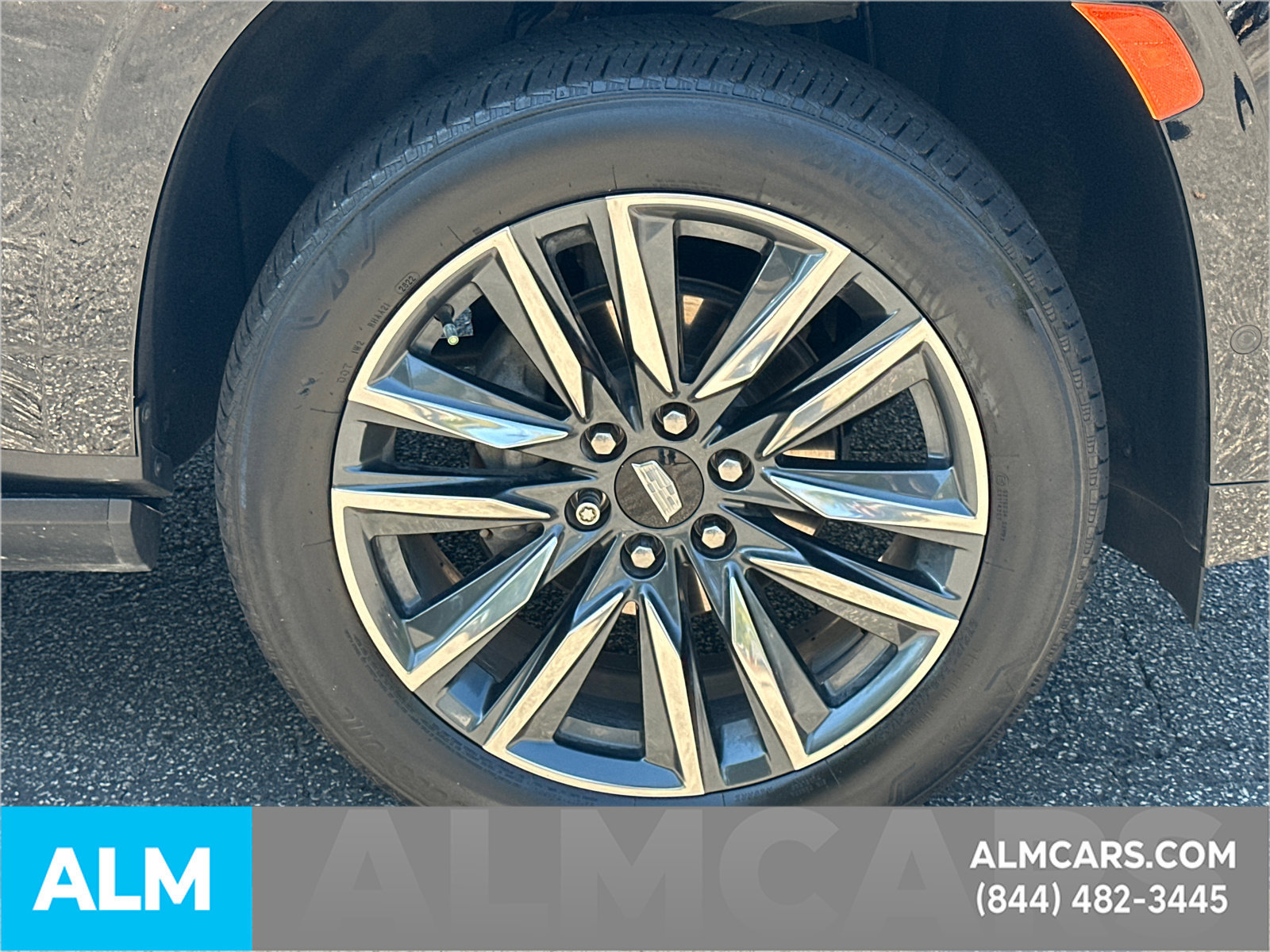 Used 2023 Cadillac Escalade ESV Sport Platinum AWD/4WD image 14