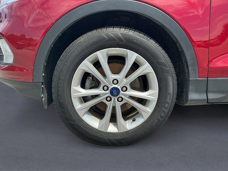 Certified 2019 Ford Escape SE FWD image 9
