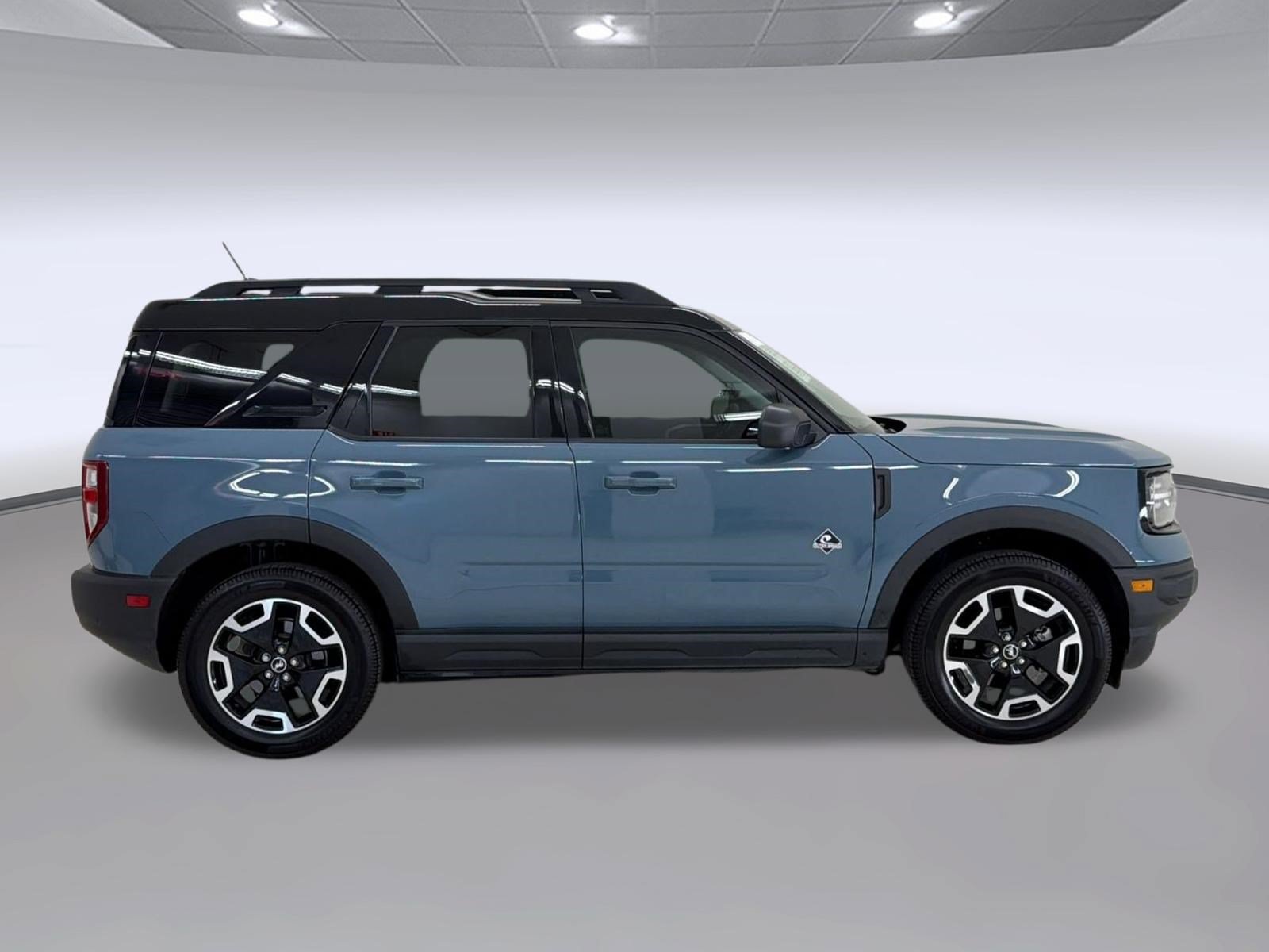 Certified 2023 Ford Bronco Sport Outer Banks w/ Tech Package AWD/4WD image 8