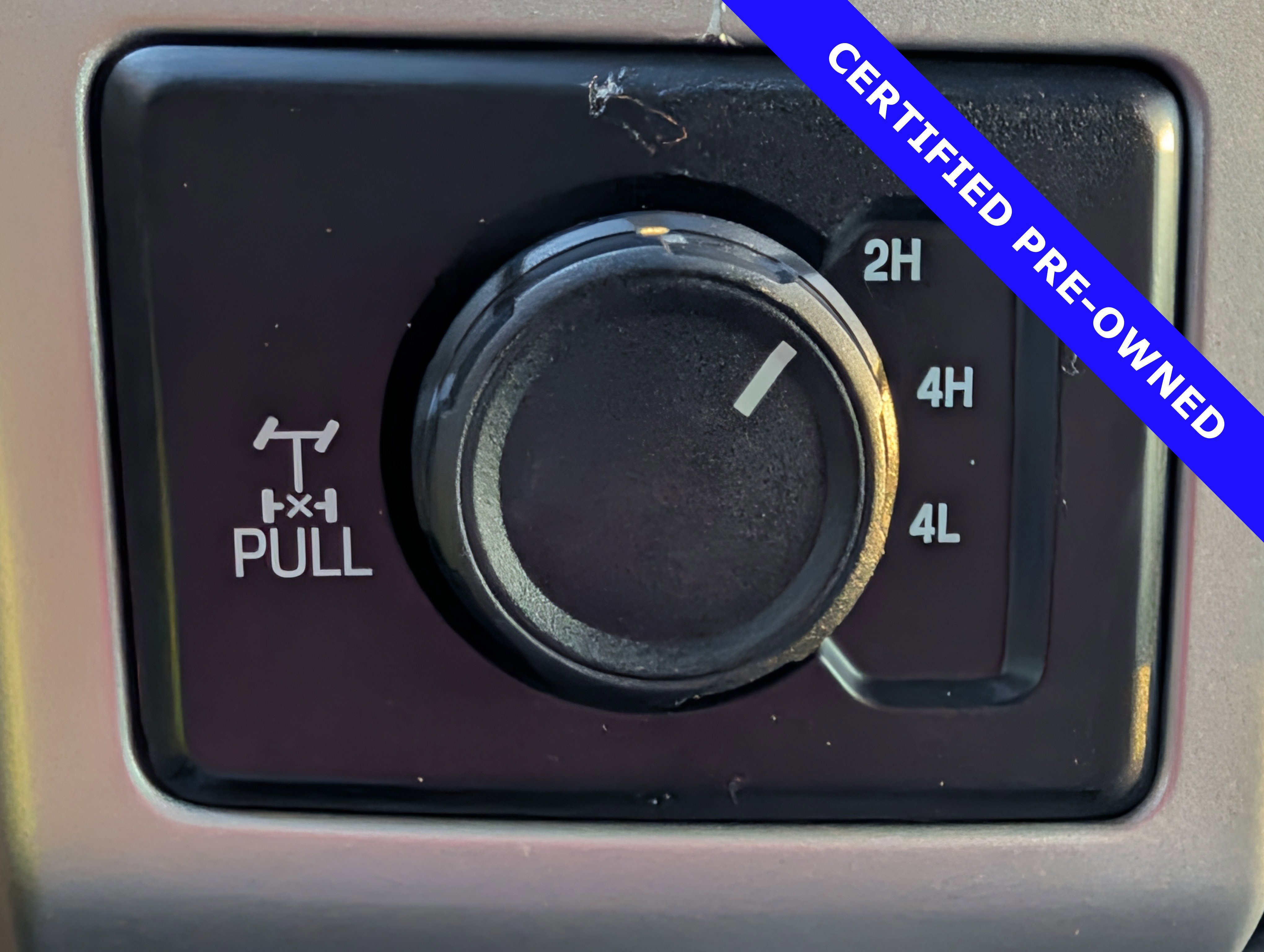 Certified 2020 Ford F350 Lariat w/ FX4 Off-Road Package image 31