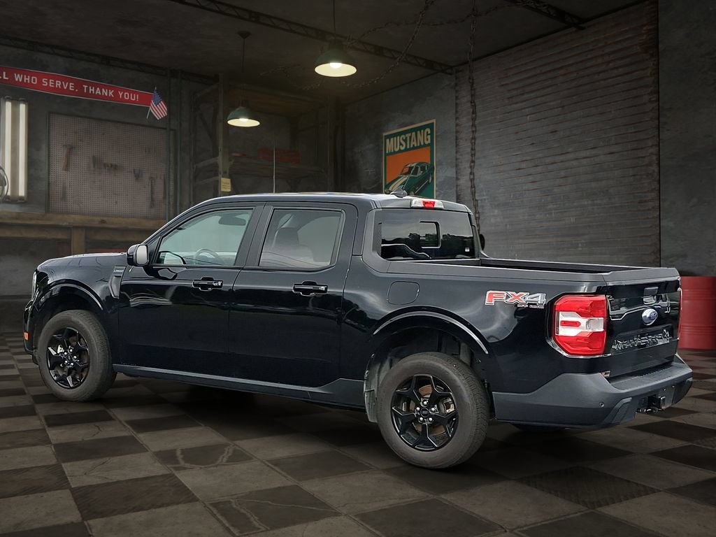 Certified 2024 Ford Maverick Lariat w/ FX4 Off-Road Package AWD/4WD image 4