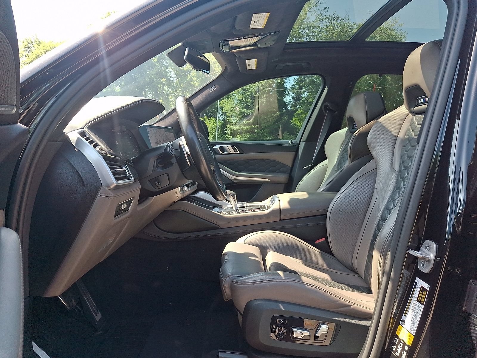 Used 2021 BMW X5 M w/ Competition Package AWD/4WD image 14