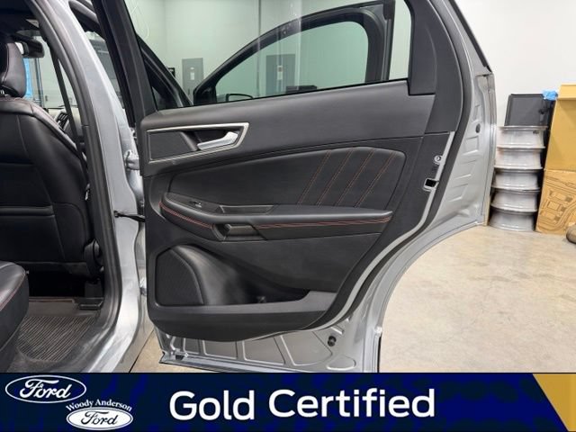 Certified 2024 Ford Edge ST-Line AWD/4WD image 25