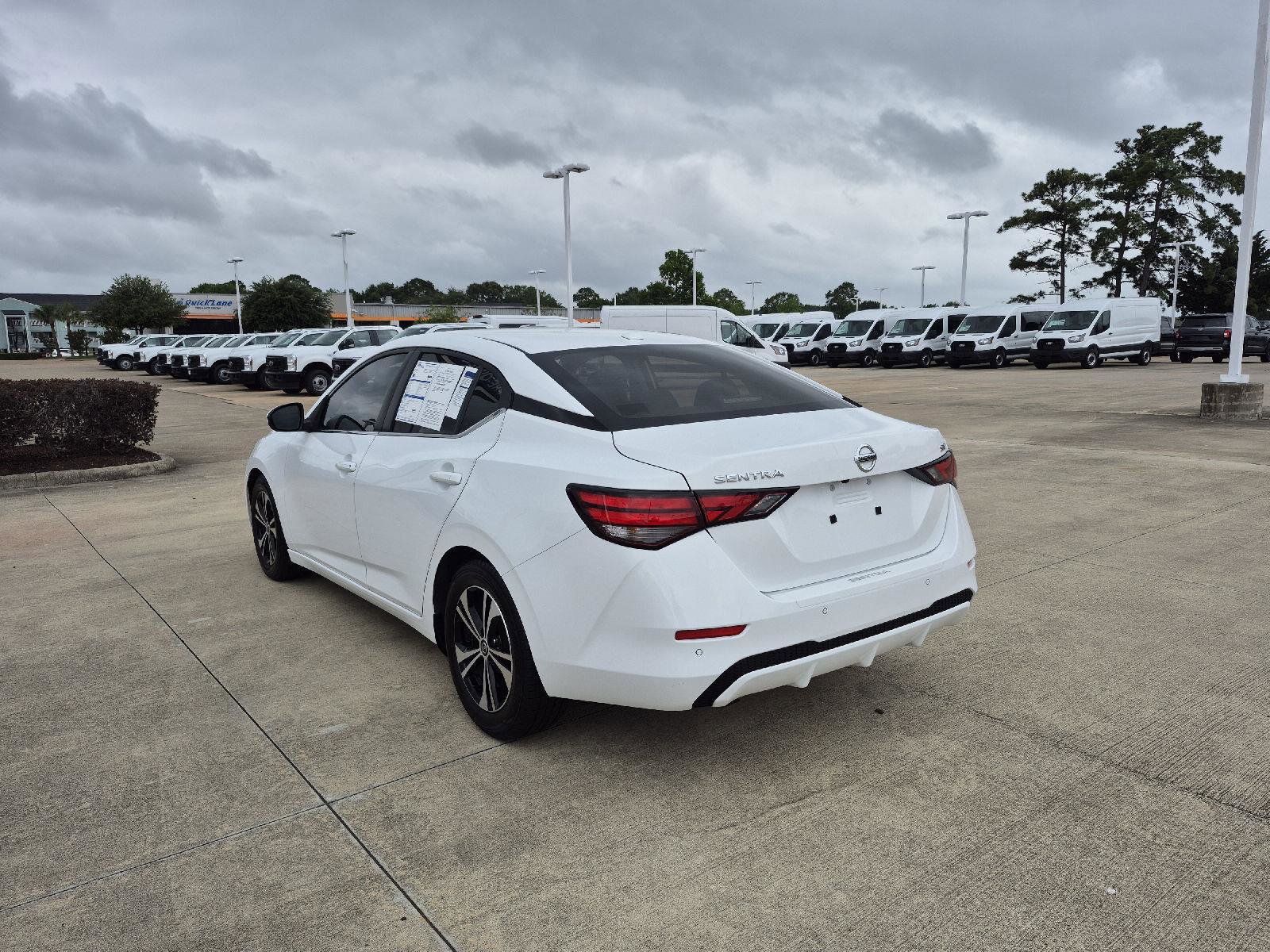 Used 2022 Nissan Sentra SV w/ All-Weather Package FWD image 13