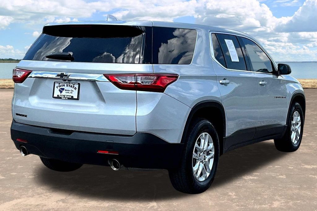 Used 2021 Chevrolet Traverse LS FWD image 8