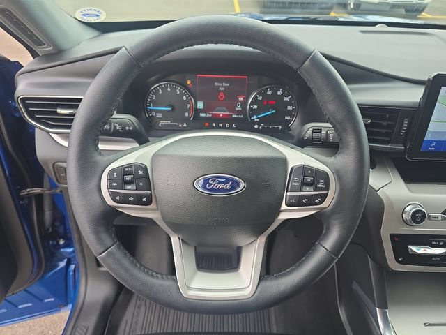 Certified 2023 Ford Explorer XLT w/ Equipment Group 202A AWD/4WD image 16