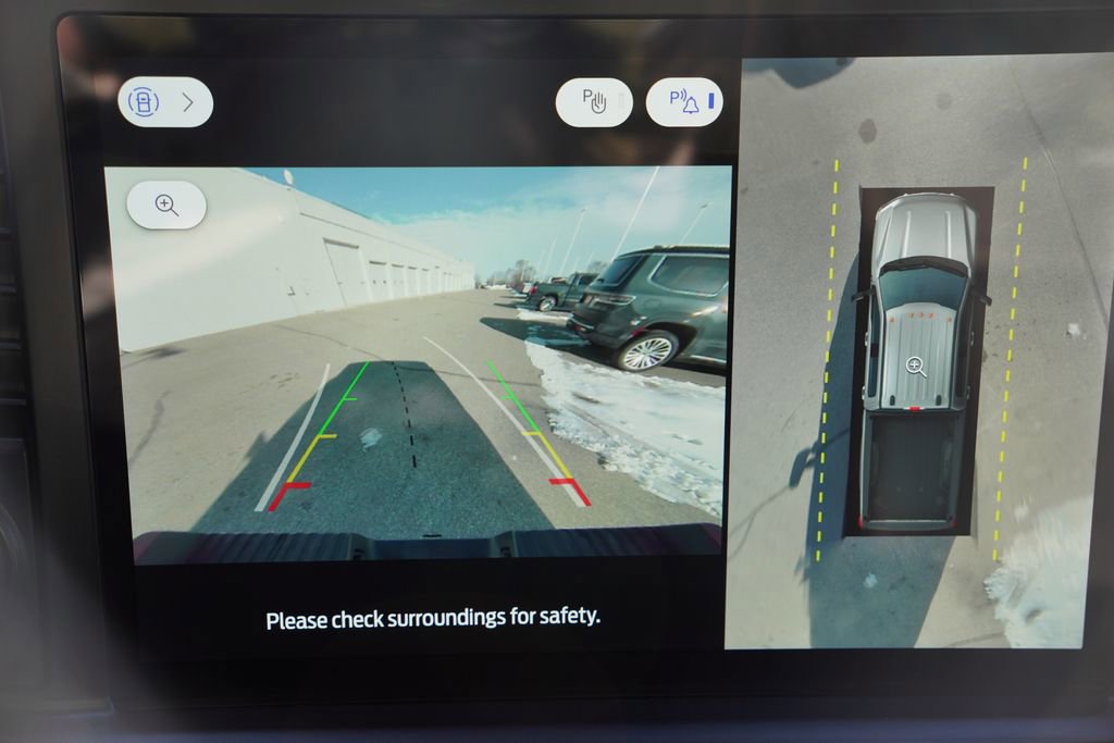 Certified 2025 Ford F450 Platinum w/ FX4 Off-Road Package image 41