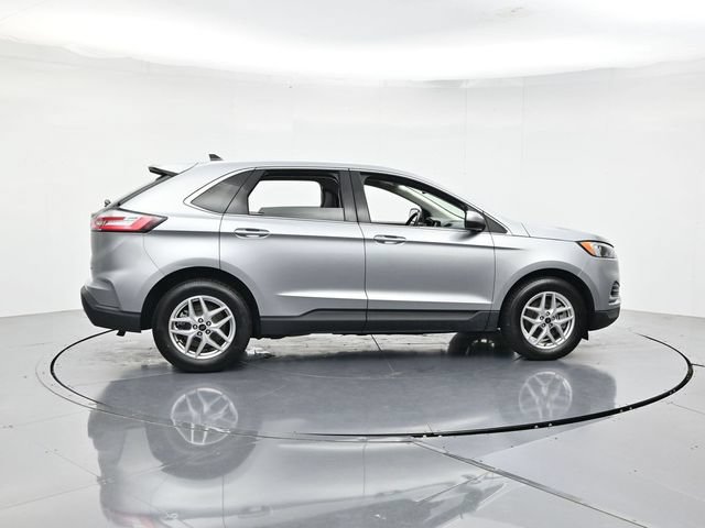 Certified 2024 Ford Edge SEL AWD/4WD image 2