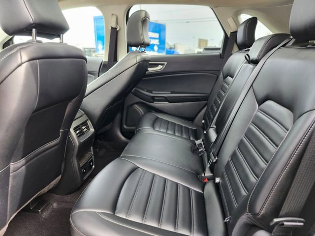 Certified 2022 Ford Edge SEL w/ Convenience Package image 16