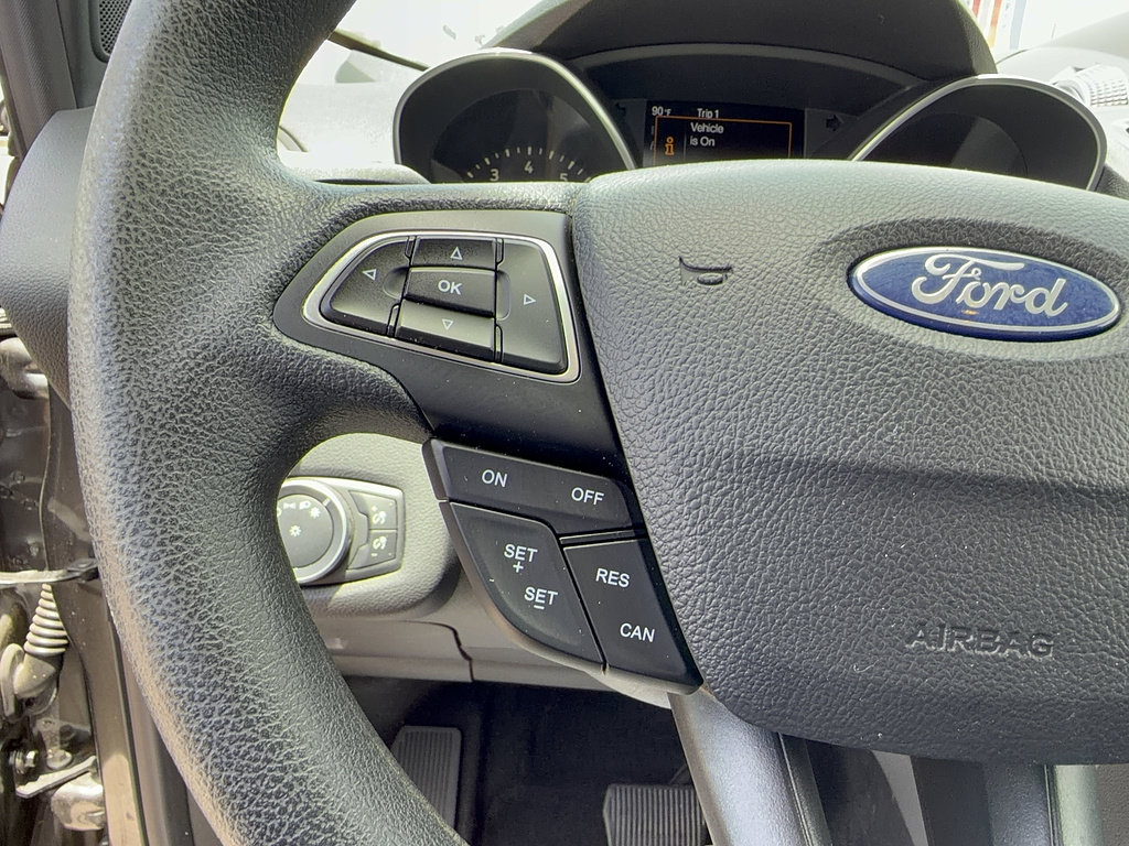 Certified 2018 Ford Escape SE w/ SE Sync 3 Package FWD image 26