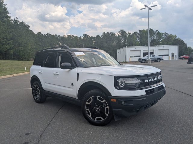 Certified 2024 Ford Bronco Sport Outer Banks w/ Tech Package AWD/4WD image 1