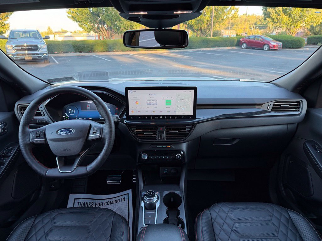 Certified 2023 Ford Escape ST-Line Elite w/ Premium Technology Package AWD/4WD image 15