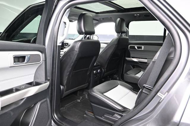 Certified 2022 Ford Explorer XLT w/ Equipment Group 202A AWD/4WD image 20