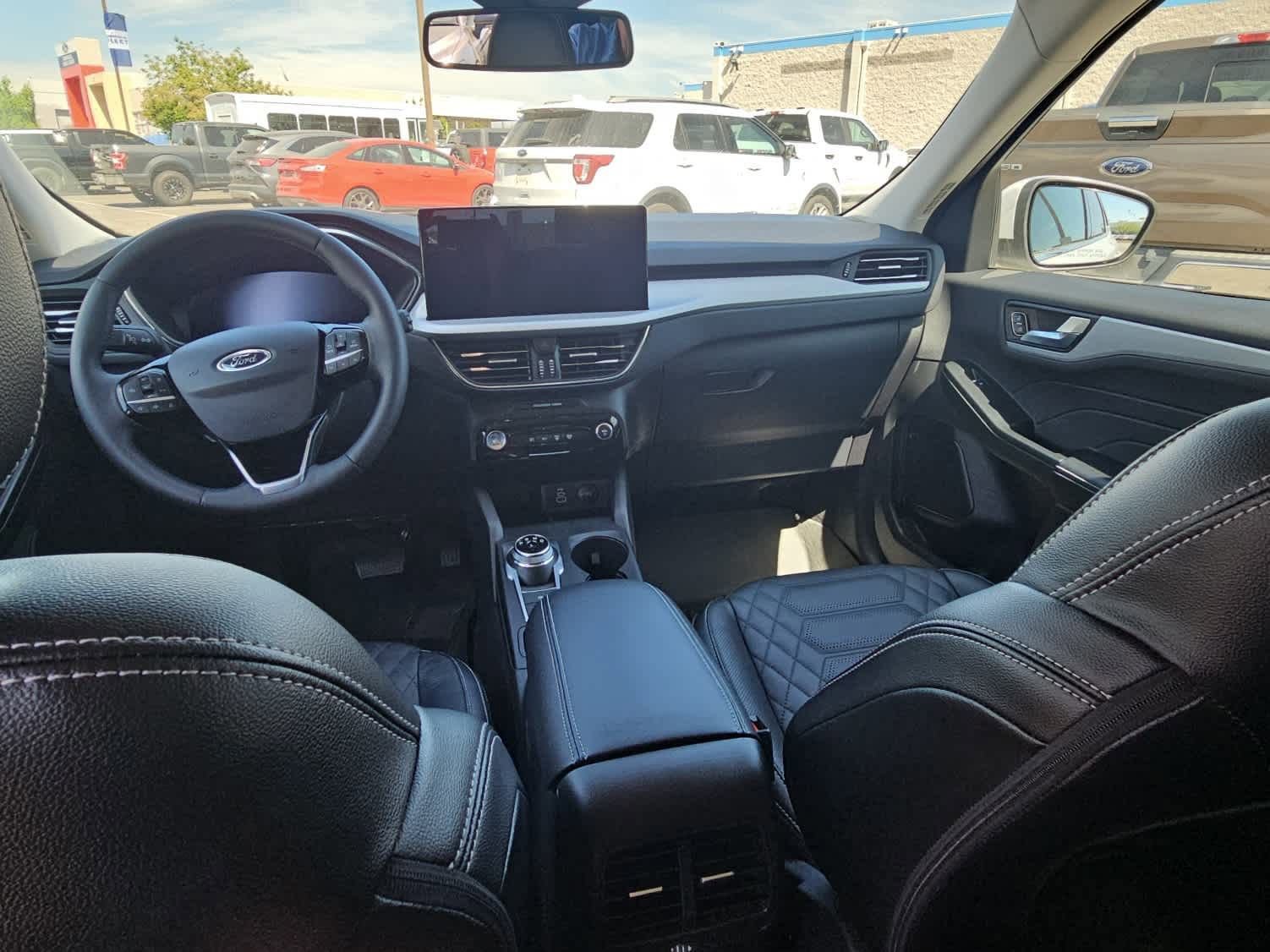 Certified 2024 Ford Escape Platinum w/ Premium Technology Package image 10