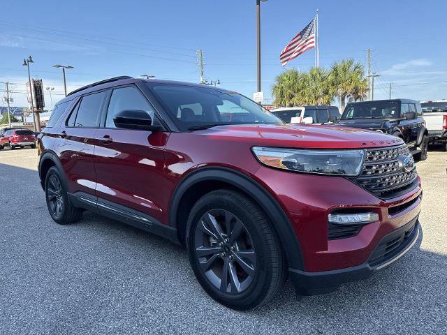 Certified 2023 Ford Explorer XLT w/ Equipment Group 202A RWD image 17