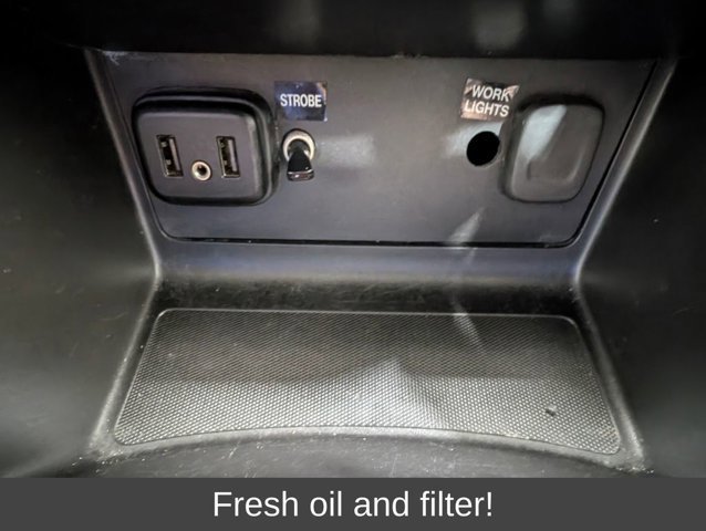 Used 2021 Chevrolet Colorado LT w/ Fleet Safety Package image 11