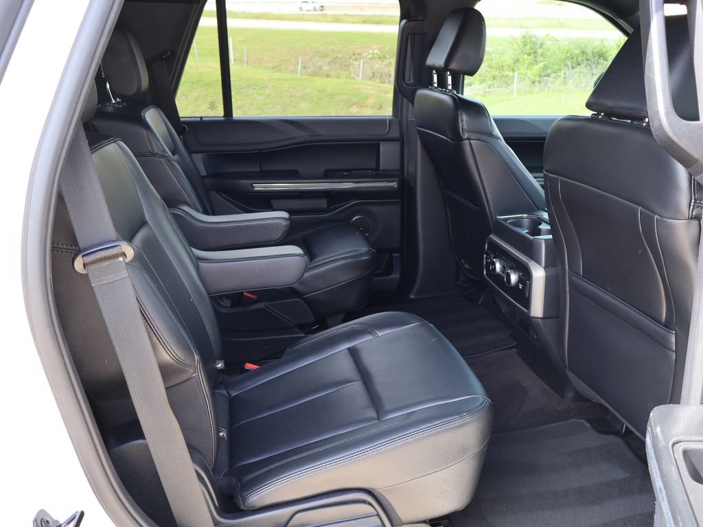 Certified 2021 Ford Expedition XLT RWD image 18