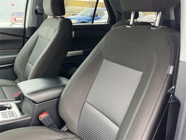 Certified 2023 Ford Explorer XLT image 30