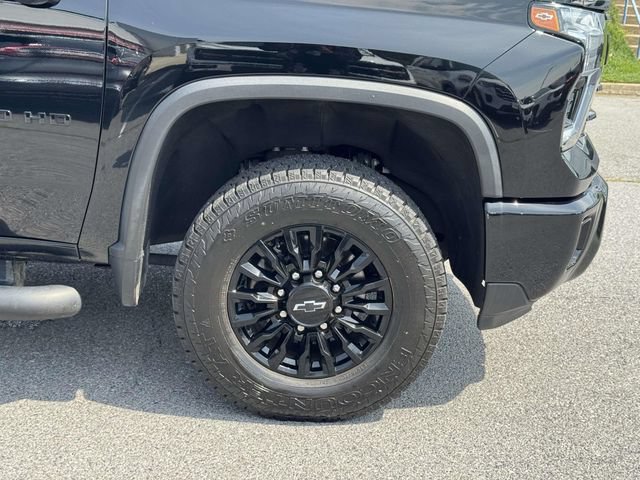 Used 2024 Chevrolet Silverado 3500 LT w/ Midnight Edition AWD/4WD image 8