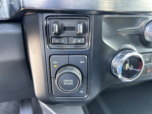 Certified 2025 Ford F350 Lariat w/ Lariat Ultimate Package AWD/4WD image 35