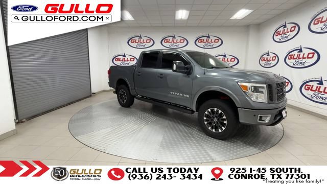 Used 2018 Nissan Titan PRO-4X w/ Pro-4x Convenience Package AWD/4WD image 2