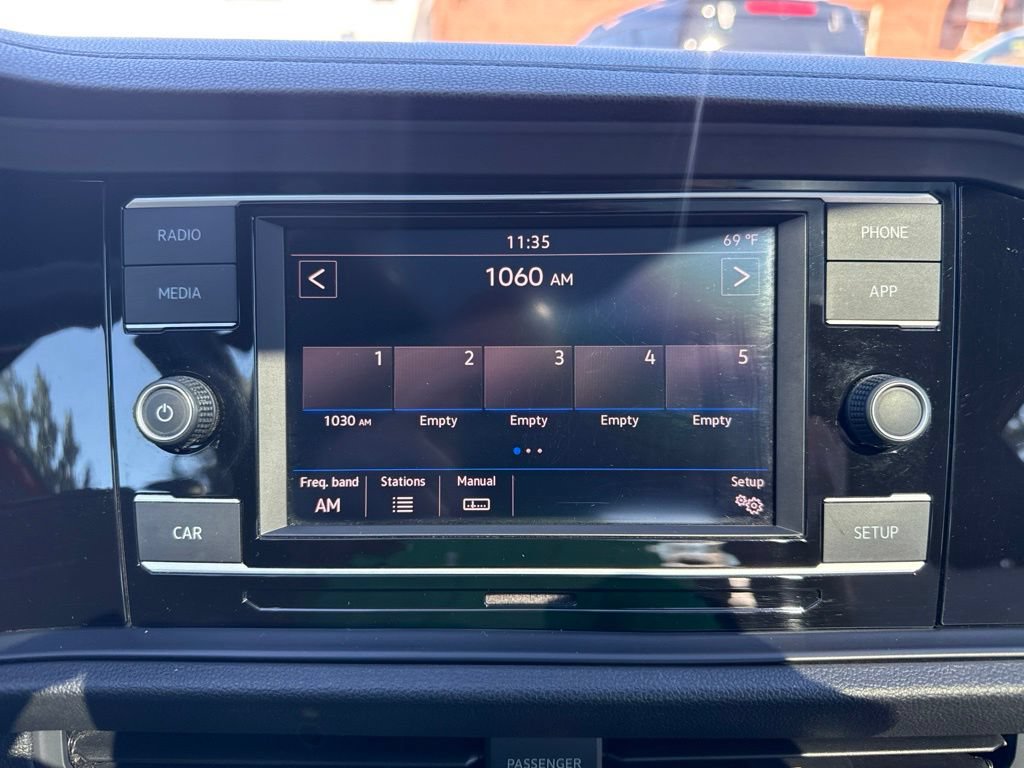 Used 2019 Volkswagen Jetta R-Line w/ R-Line Cold Weather Package FWD image 24