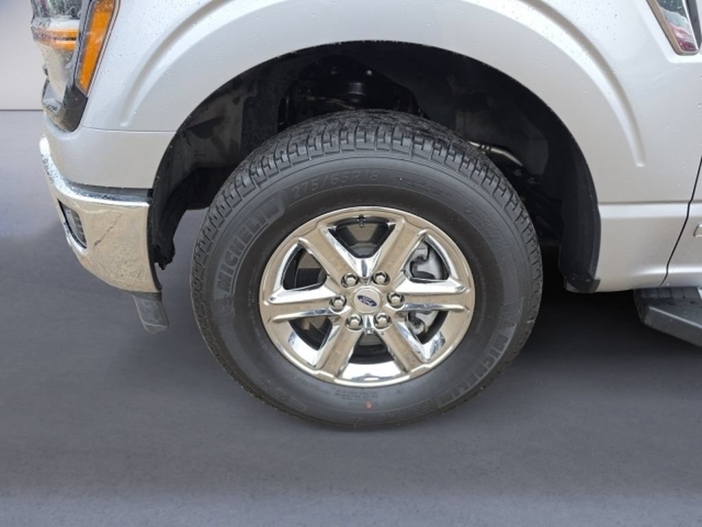 Certified 2025 Ford F150 XLT w/ Equipment Group 302A MID AWD/4WD image 30