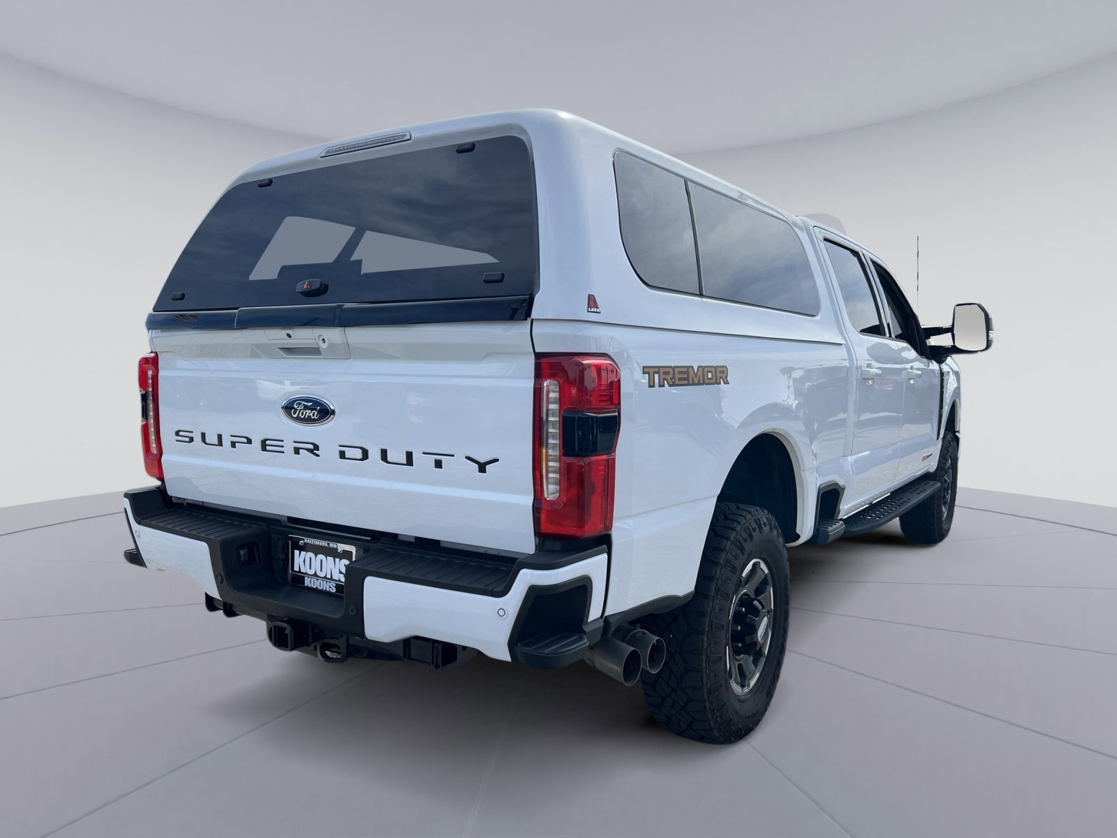 Certified 2023 Ford F250 Lariat w/ Lariat Ultimate Package image 4