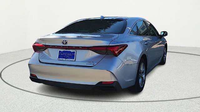 Used 2021 Toyota Avalon XLE w/ Moonroof Package image 8