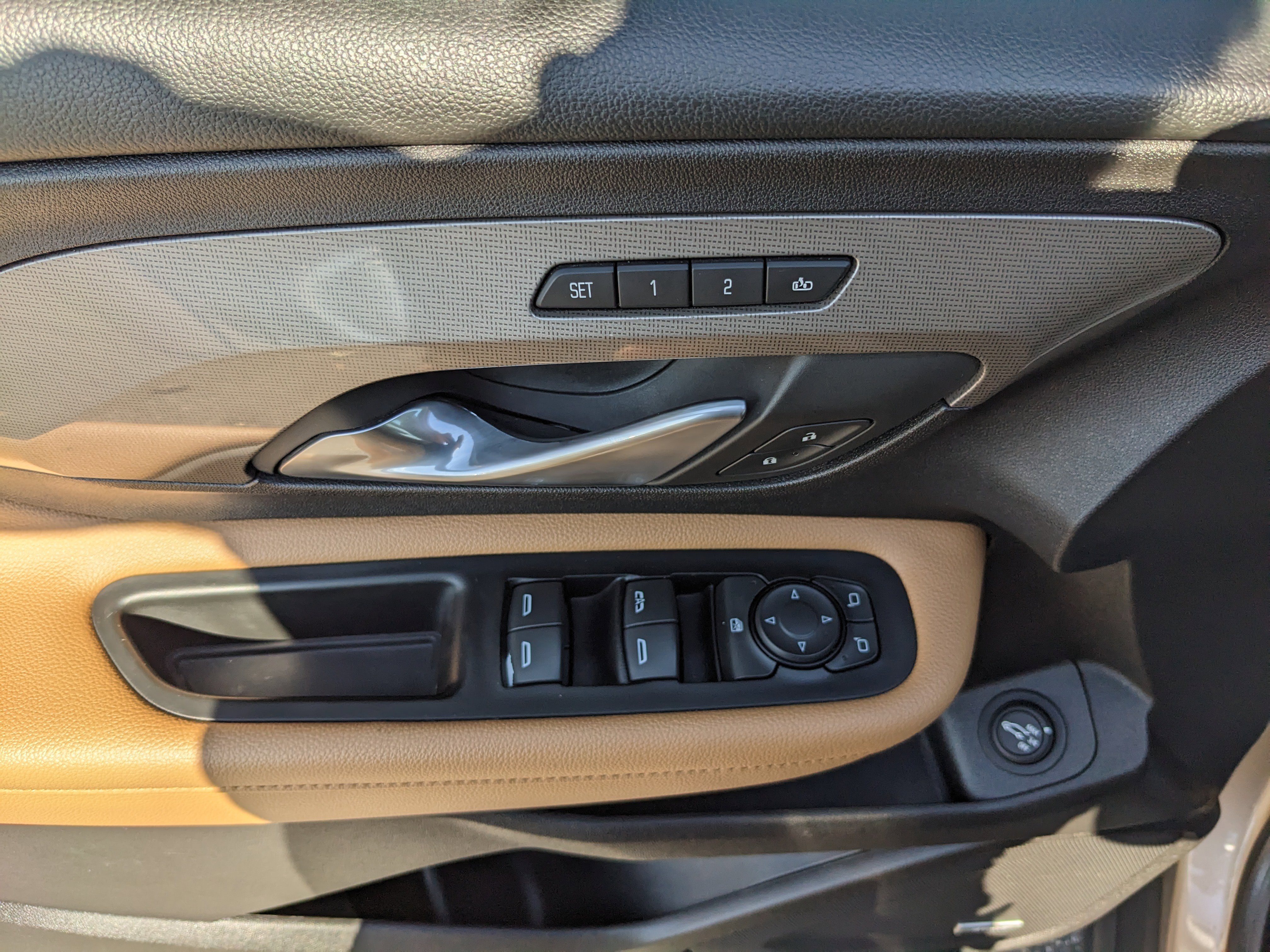 Used 2018 GMC Terrain SLT w/ Preferred Package image 21