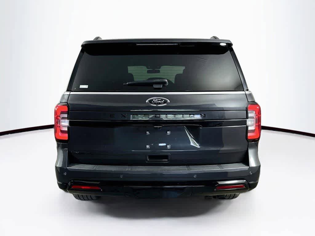 Certified 2022 Ford Expedition Limited AWD/4WD image 5