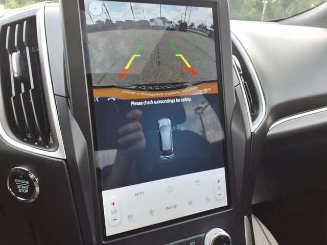 Certified 2024 Ford Edge ST-Line AWD/4WD image 19