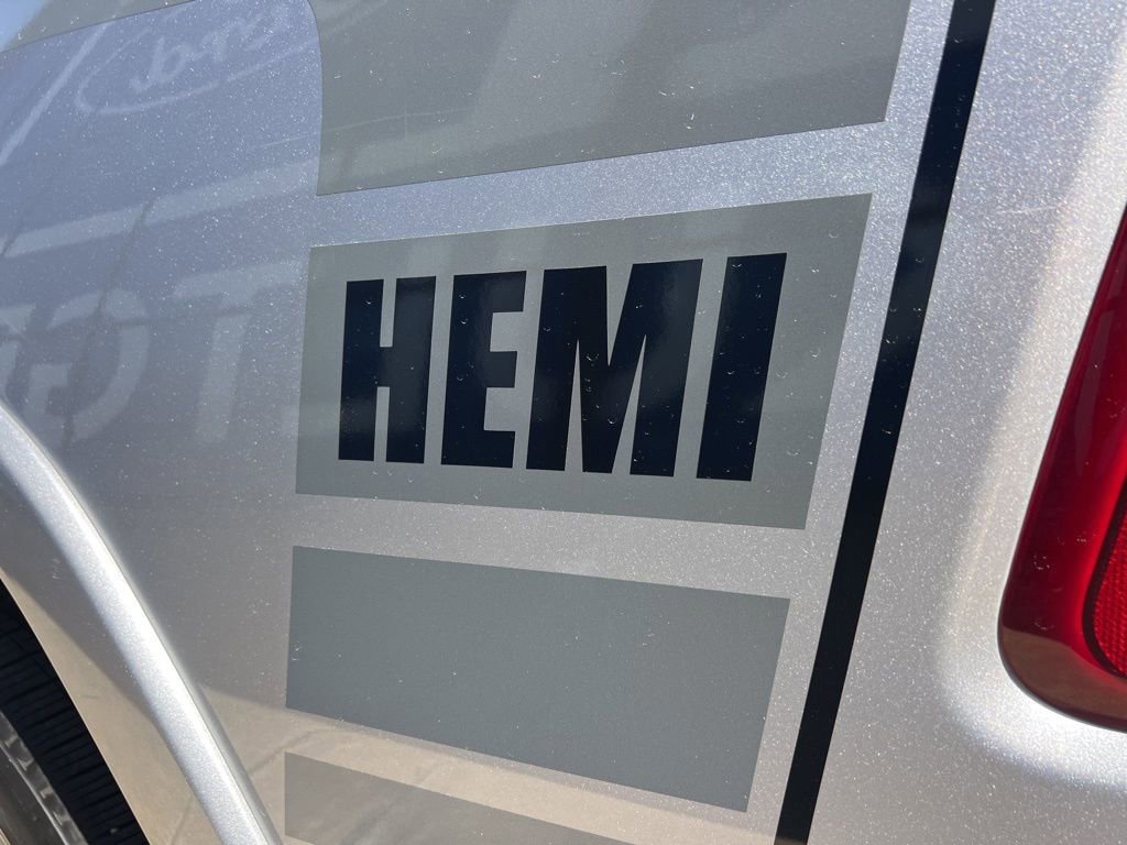 Used 2020 RAM 1500 Limited w/ Body Color Bumper Group image 18