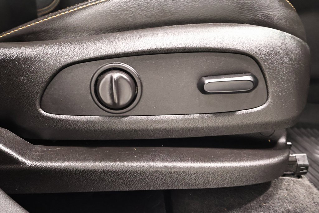 Used 2019 GMC Terrain SLT w/ Preferred Package image 23