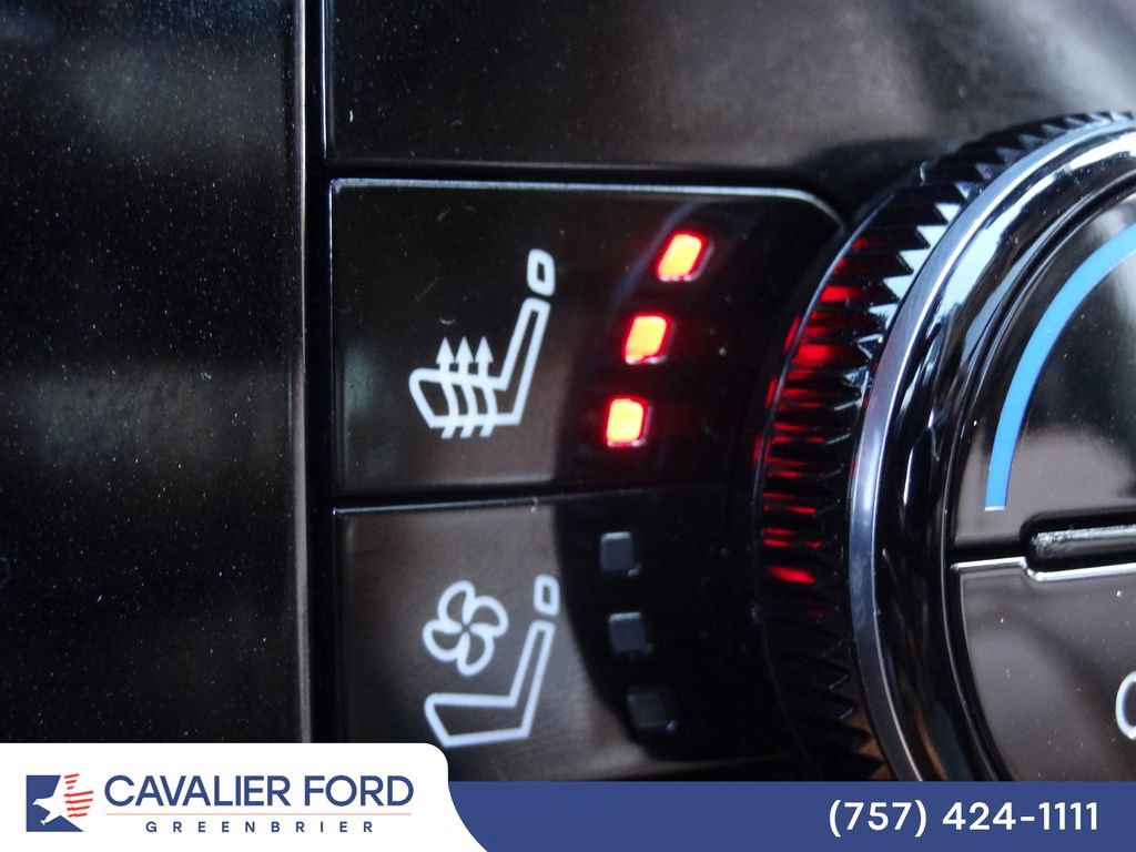 Used 2024 Nissan Pathfinder Platinum AWD/4WD image 39