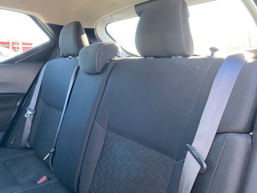 Used 2021 Nissan Kicks S image 28