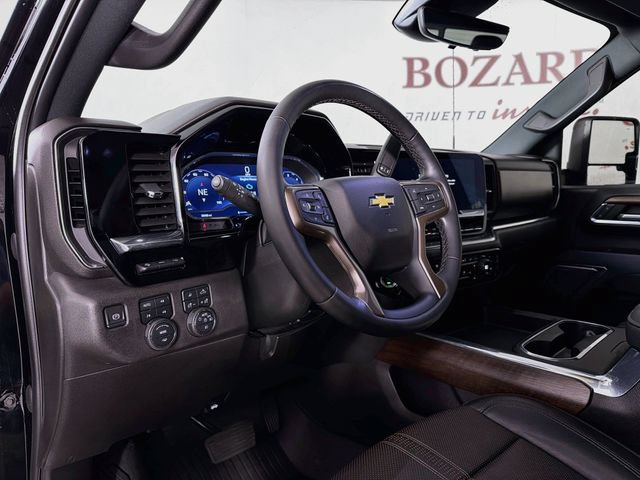 Used 2024 Chevrolet Silverado 2500 High Country w/ High Country Premium Package AWD/4WD image 11