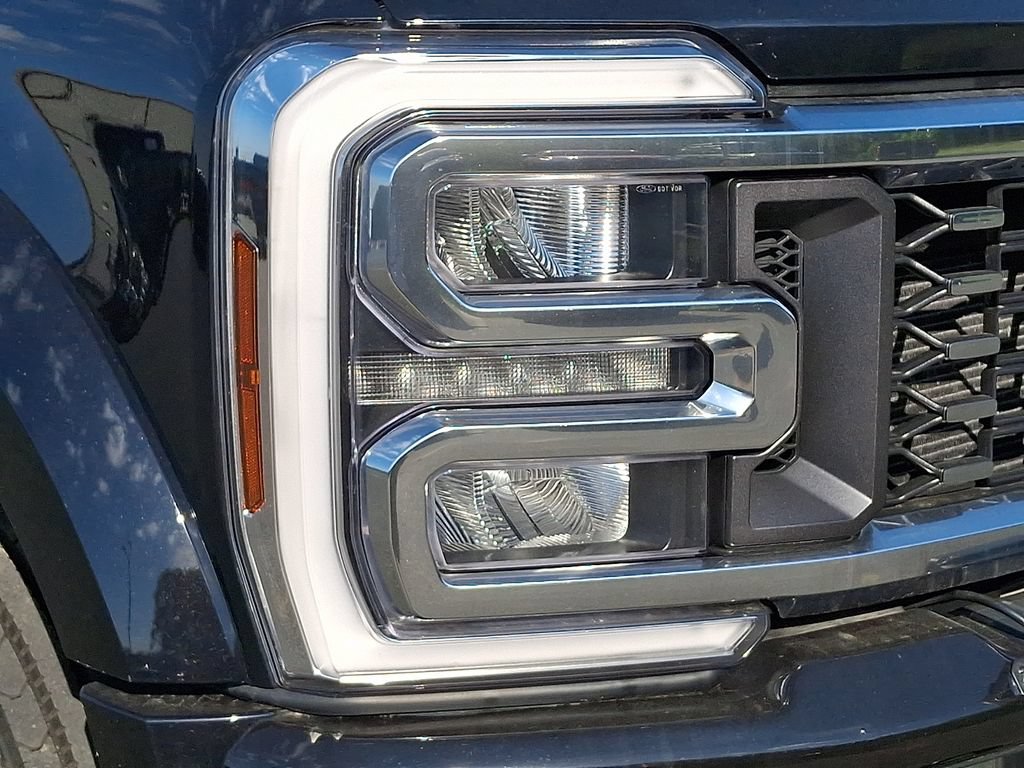 Certified 2024 Ford F450 Lariat w/ FX4 Off-Road Package AWD/4WD image 9