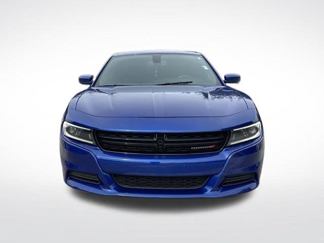 Used 2022 Dodge Charger SXT w/ Plus Group RWD image 3