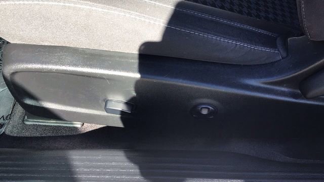 Used 2019 Dodge Challenger SXT w/ Blacktop Package image 14