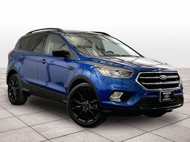 Certified 2019 Ford Escape SE AWD/4WD image 2
