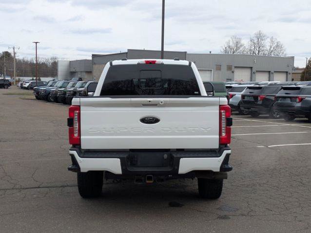 Certified 2023 Ford F250 Lariat w/ Lariat Ultimate Package image 4