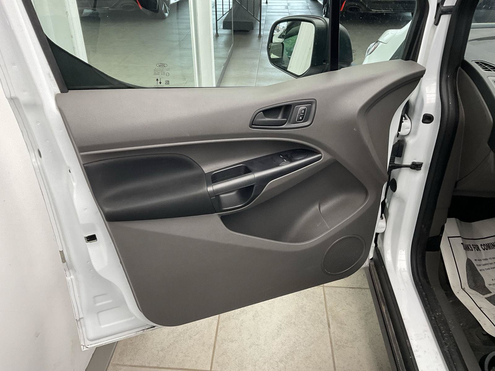 Certified 2023 Ford Transit Connect XL FWD image 9
